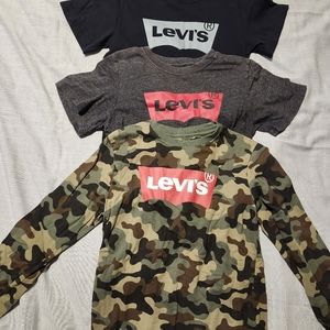 Levi's T-shirt bundle boys size L / XL